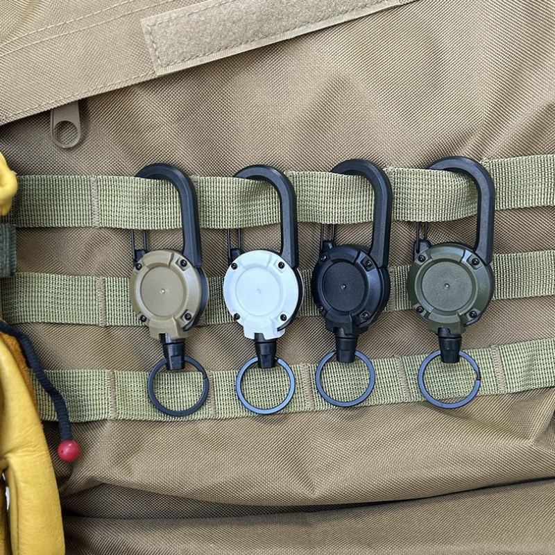 MAG+ Retractable Carabiner