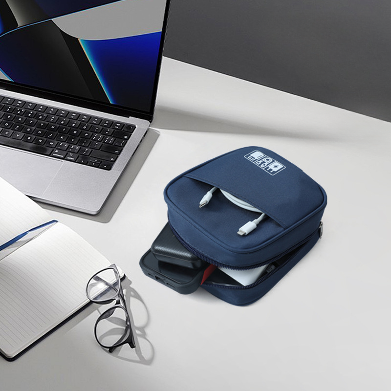 MAG+ Digital Gadget Pouch
