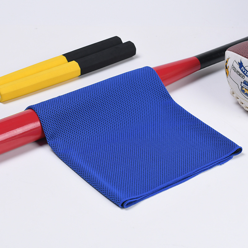 MAG+ Sports Towel with Holder